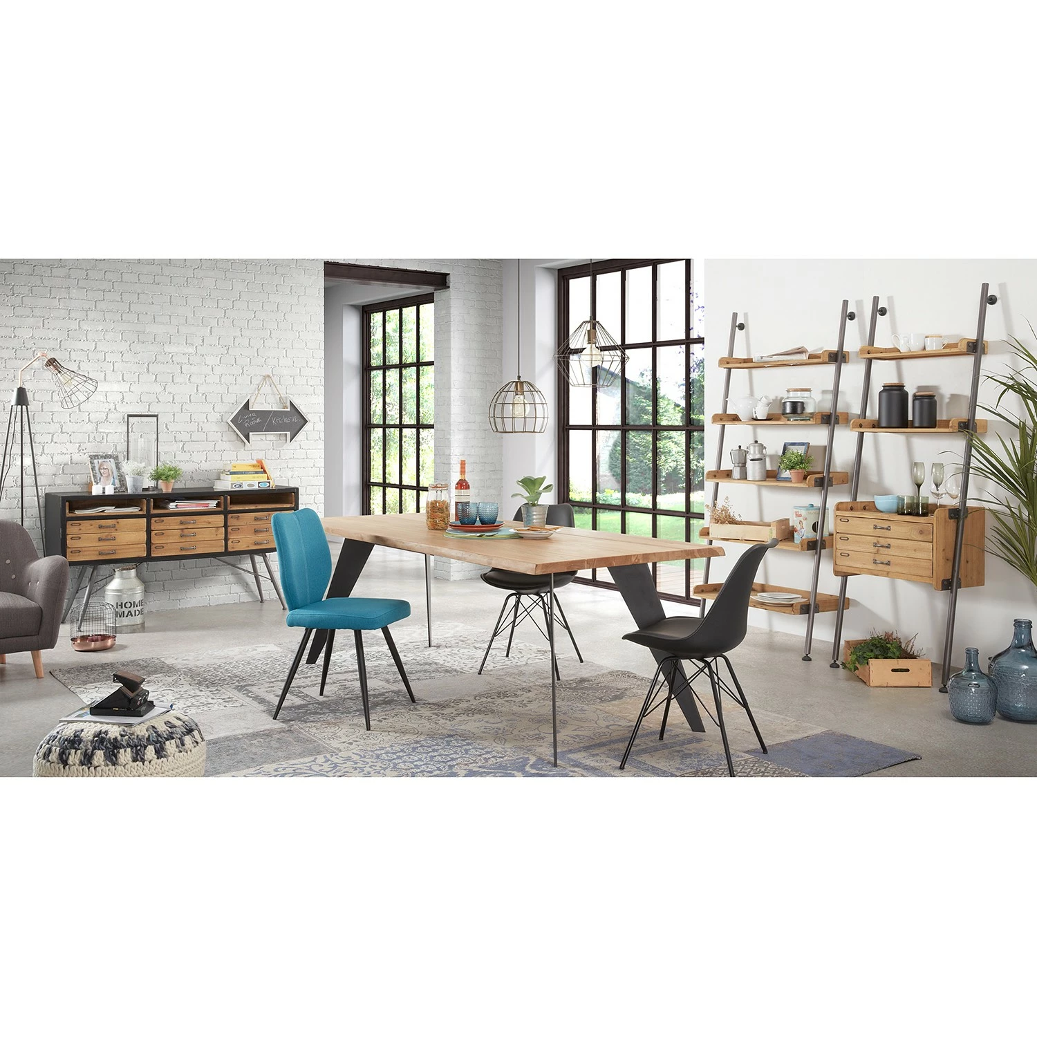 Ars manufacti Regal Calafell I - Tanne massiv / Eisen - Tanne / Schwarz 3 Ars manufacti Regal Calafell I - Tanne massiv / Eisen - Tanne / Schwarz – Bild 2