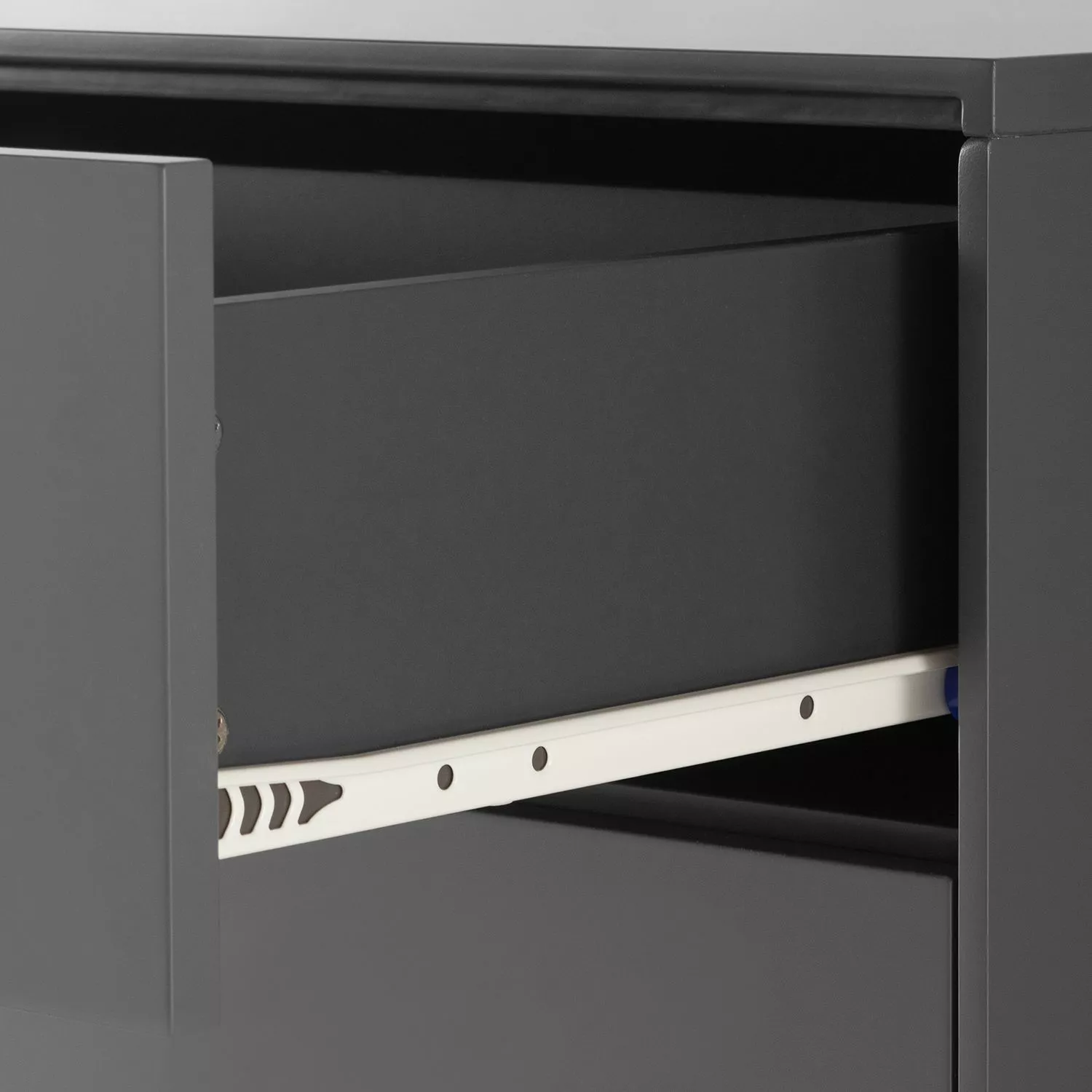 Mørteens Sideboard Lindholm V - Eiche teilmassiv - Grau / Eiche 11 Mørteens Sideboard Lindholm V - Eiche teilmassiv - Grau / Eiche – Bild 9