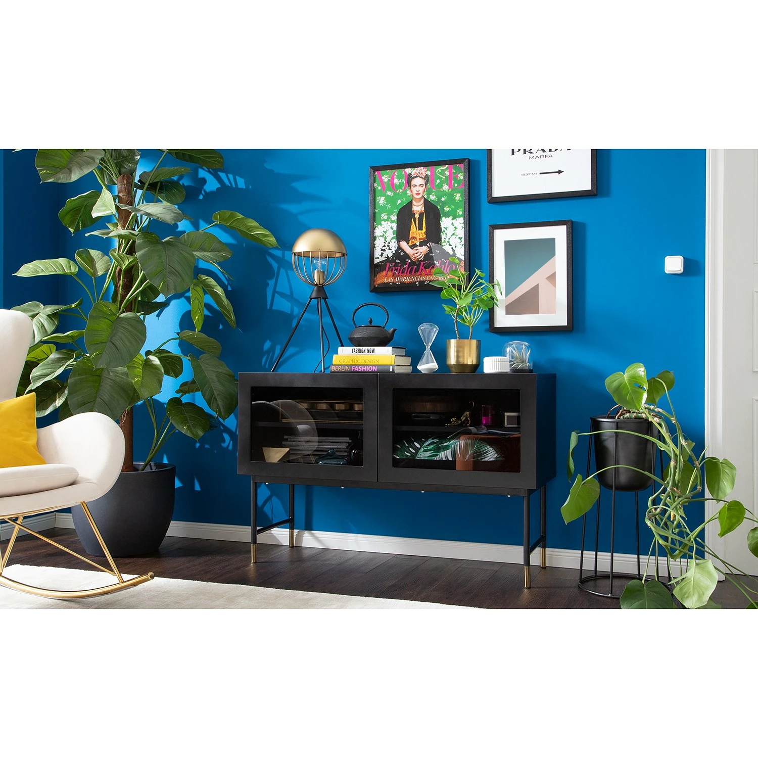 Studio Copenhagen Kommode Luuk - Matt Schwarz / Gold 5 Studio Copenhagen Kommode Luuk - Matt Schwarz / Gold – Bild 3