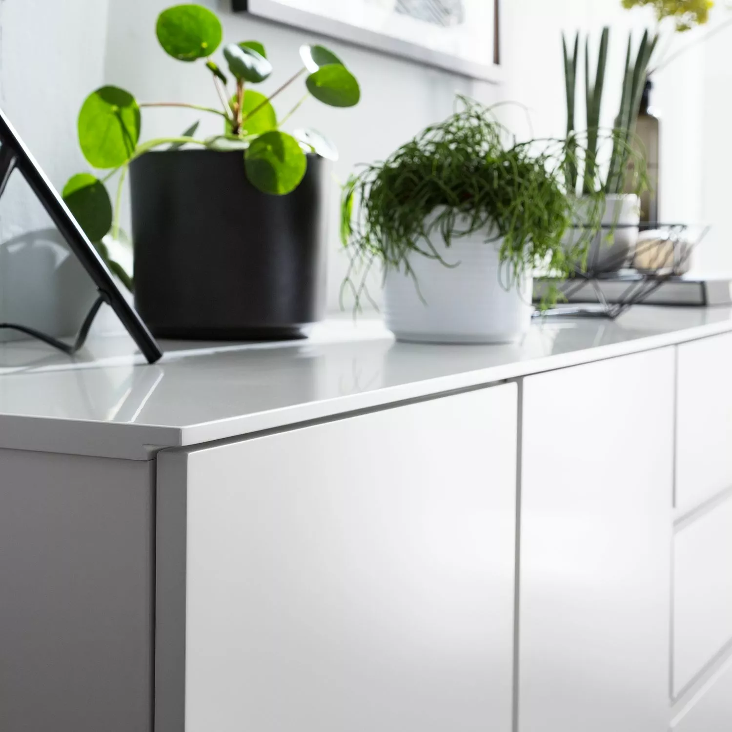 Fredriks Sideboard Zaddy I - Weiß / Schwarz 6 Fredriks Sideboard Zaddy I - Weiß / Schwarz – Bild 4