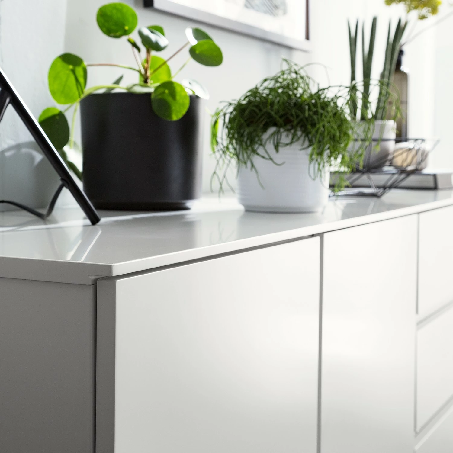 Fredriks Sideboard Zaddy I - Weiß / Schwarz 23 Fredriks Sideboard Zaddy I - Weiß / Schwarz – Bild 21