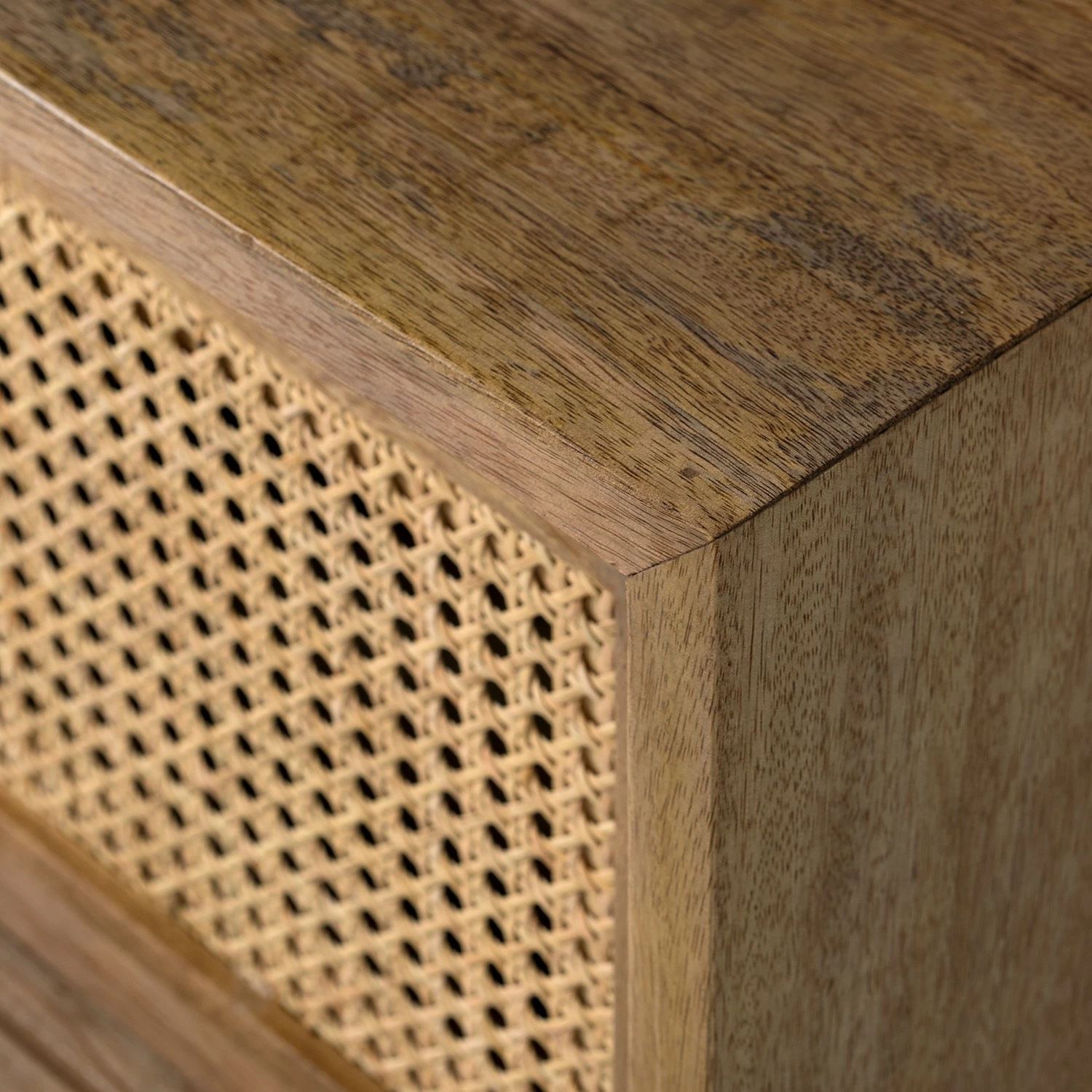 Ars manufacti TV-Lowboard Vina - Mango massiv / Wiener Geflecht - Mango / Schwarz 17 Ars manufacti TV-Lowboard Vina - Mango massiv / Wiener Geflecht - Mango / Schwarz – Bild 15