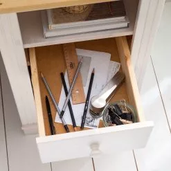 Maison Belfort Schreibtisch Lillehammer - Kiefer massiv - Kiefer Weiß / Kiefer Honig 39 Maison Belfort Schreibtisch Lillehammer - Kiefer massiv - Kiefer Weiß / Kiefer Honig -Büromöbel Verkäufe 1000188926 200529 12071500014 DETAILS P000000001000188926