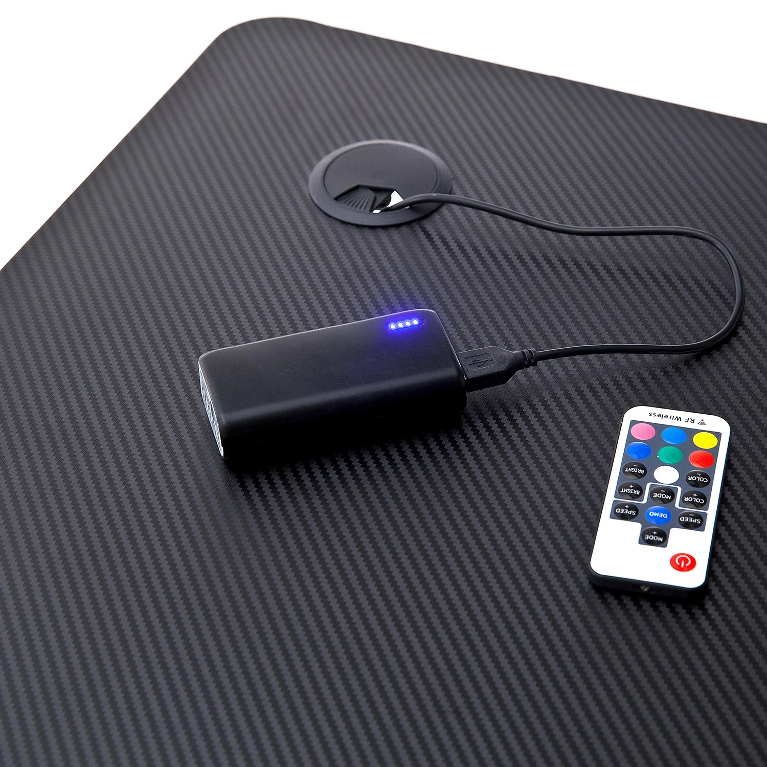 Furnitive Gaming Tisch mcRacing Basic 5 - (mit LED Beleuchtung) - Stahl - Carbon Dekor / Schwarz 9 Furnitive Gaming Tisch mcRacing Basic 5 - (mit LED Beleuchtung) - Stahl - Carbon Dekor / Schwarz – Bild 7