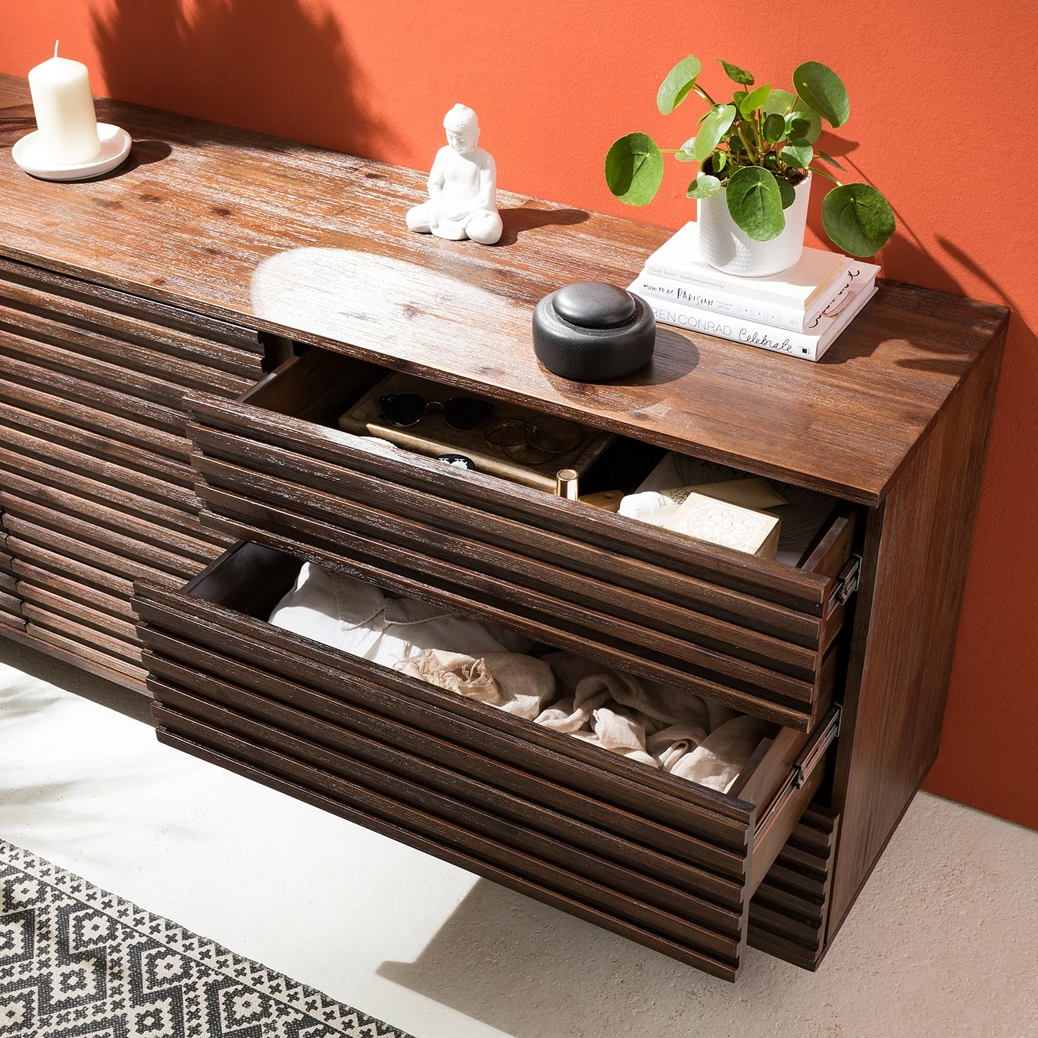 Studio Copenhagen Sideboard Kirley I - Akazie massiv - Akazie Dunkel 12 Studio Copenhagen Sideboard Kirley I - Akazie massiv - Akazie Dunkel – Bild 10