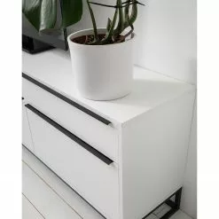 Fredriks Lowboard White Hall II - Matt Weiß / Schwarz -Büromöbel Verkäufe 1000218377 210316 08015600010 DETAILS P000000001000218377