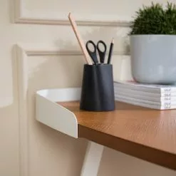 Fredriks Schreibtisch Azua - Eiche Dekor / Weiß -Büromöbel Verkäufe 1000256391 220407 032 DETAILS P000000001000256391