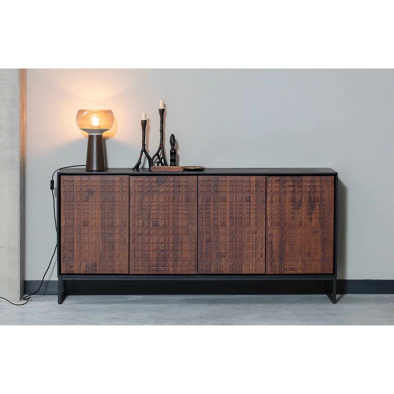 Red Living Sideboard Dynk - Sheesham massiv - Sheesham / Schwarz 4 Red Living Sideboard Dynk - Sheesham massiv - Sheesham / Schwarz – Bild 2