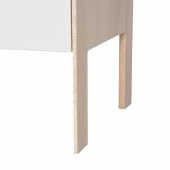 Studio Copenhagen Sideboard Maayka II - Eiche teilmassiv - Mushroom Creme / Eiche Hell 29 Studio Copenhagen Sideboard Maayka II - Eiche teilmassiv - Mushroom Creme / Eiche Hell -Büromöbel Verkäufe 1000277388 220713 055 DETAILS P000000001000277388