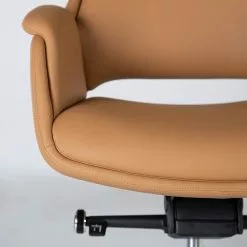 Fredriks Bürostuhl Zore - Kunstleder / Metall - Cognac / Aluminium 28 Fredriks Bürostuhl Zore - Kunstleder / Metall - Cognac / Aluminium -Büromöbel Verkäufe 1000310651 220826 036 DETAILS P000000001000310651