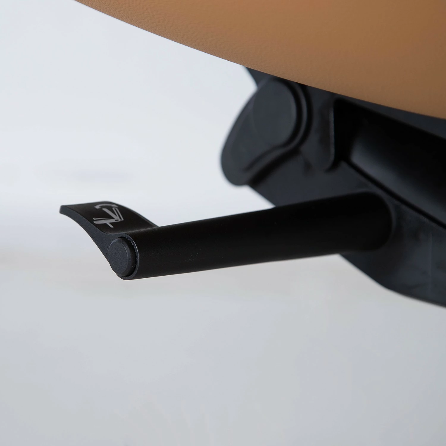 Fredriks Bürostuhl Zore - Kunstleder / Metall - Cognac / Aluminium 17 Fredriks Bürostuhl Zore - Kunstleder / Metall - Cognac / Aluminium – Bild 15