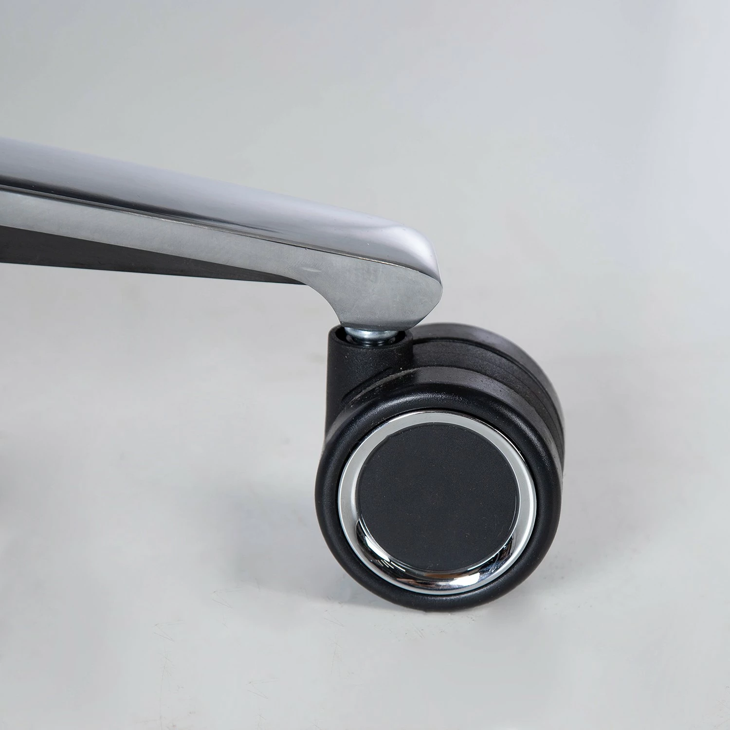 Fredriks Bürostuhl Zore - Kunstleder / Metall - Cognac / Aluminium 18 Fredriks Bürostuhl Zore - Kunstleder / Metall - Cognac / Aluminium – Bild 16