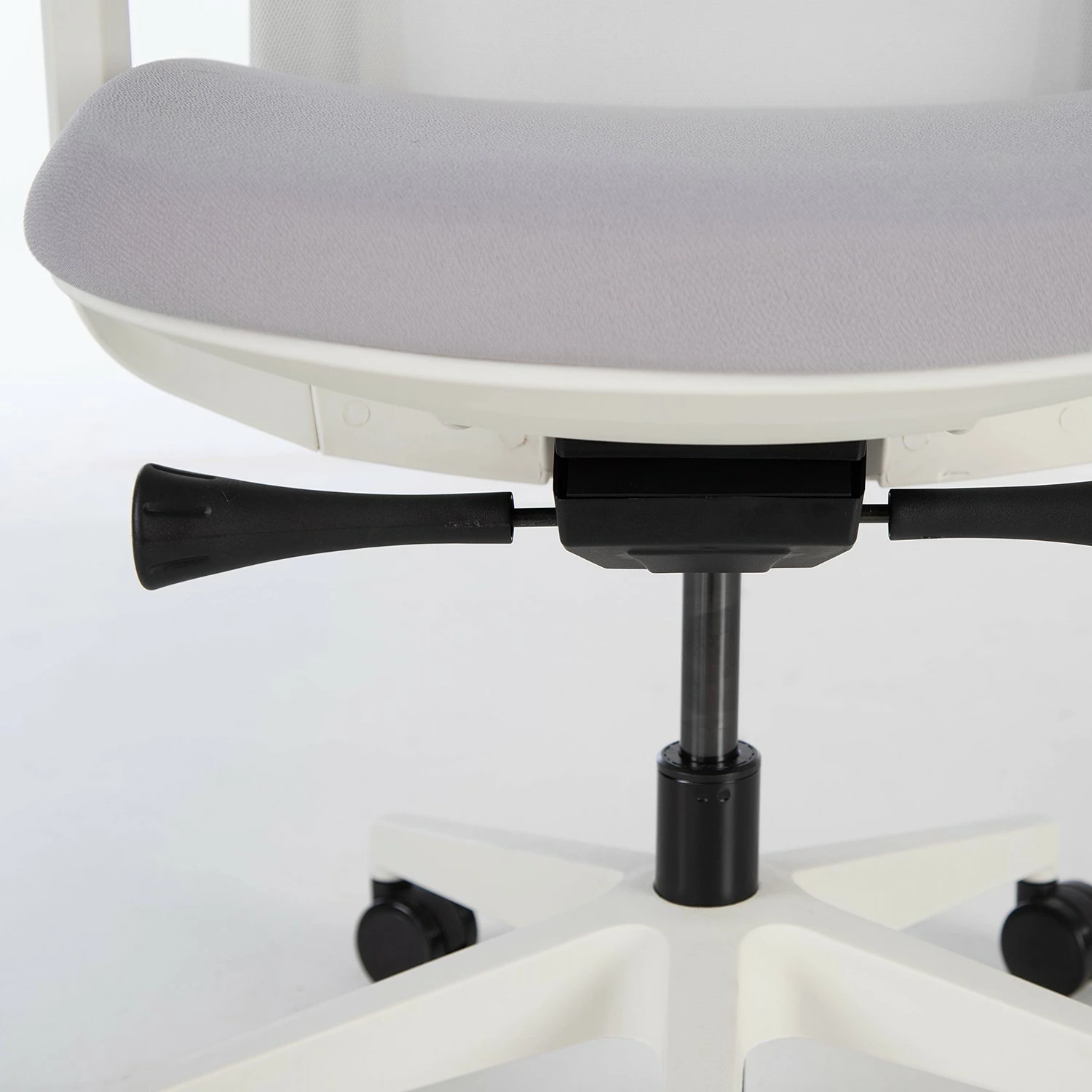 Fredriks Bürostuhl Ross - Hellgrau / Weiß 22 Fredriks Bürostuhl Ross - Hellgrau / Weiß – Bild 20