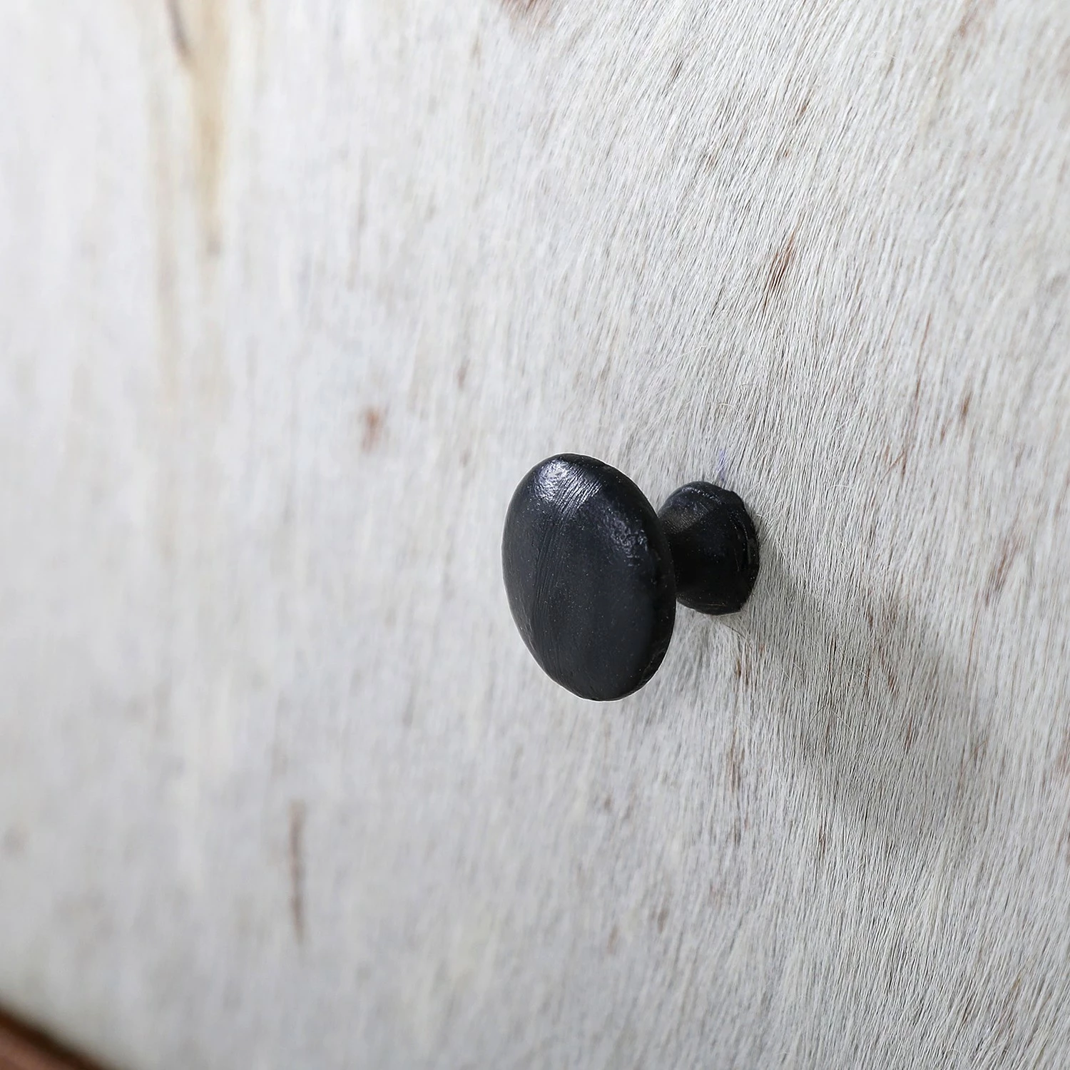 Red Living Sideboard Vallentuna - Mango massiv / Metall - Mango / Schwarz 13 Red Living Sideboard Vallentuna - Mango massiv / Metall - Mango / Schwarz – Bild 11