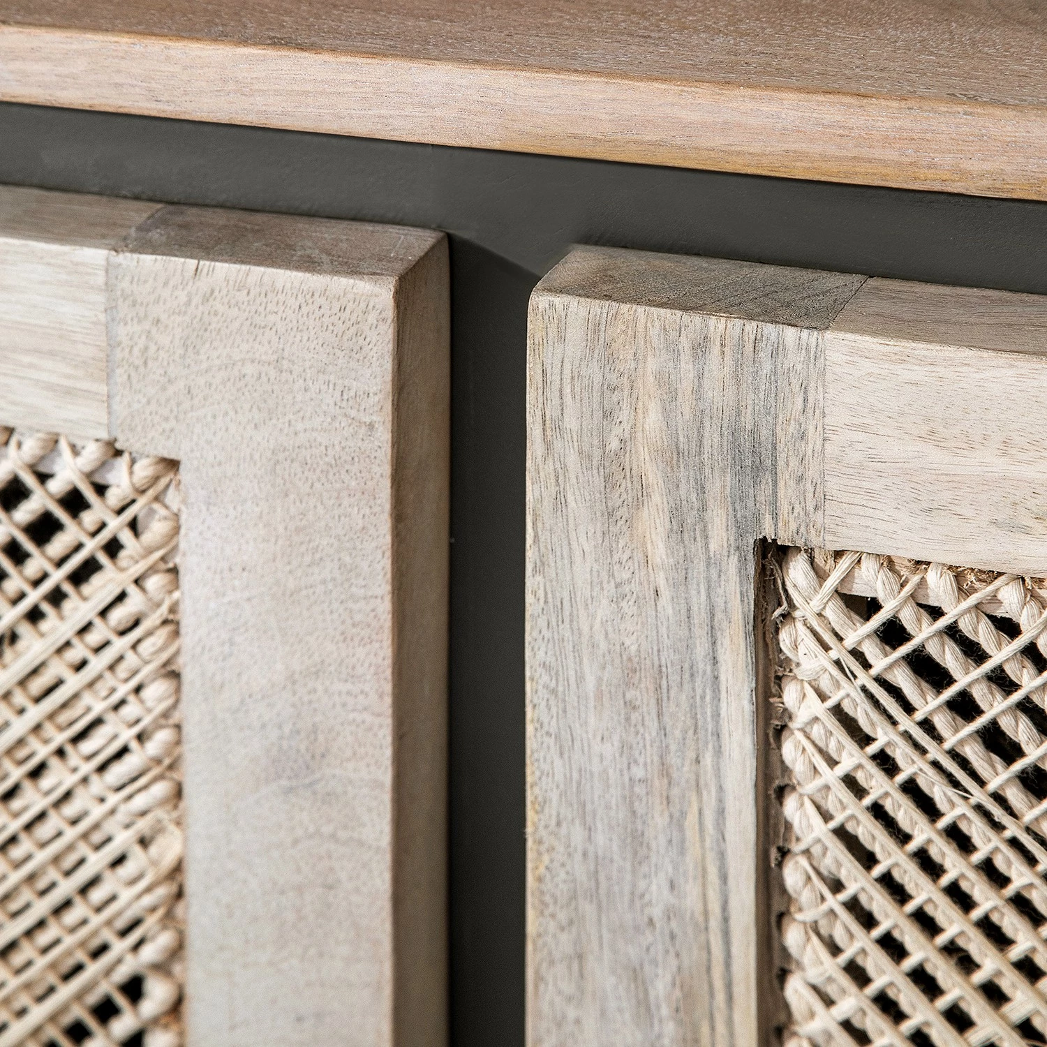 Ridgevalley Sideboard Lumby II - Mango massiv - Mango Hell / Grau 11 Ridgevalley Sideboard Lumby II - Mango massiv - Mango Hell / Grau – Bild 9