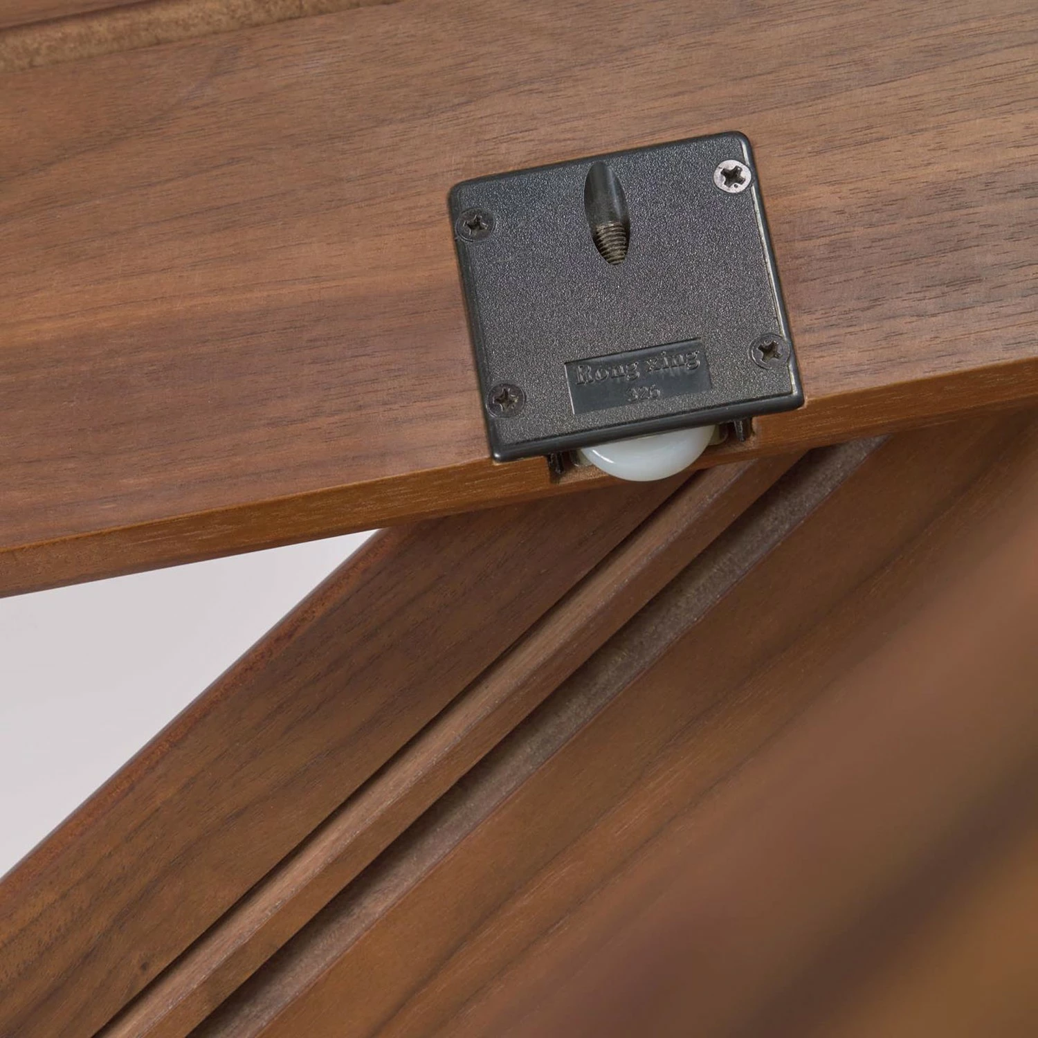 Naturoo Regal Chipata - Walnuss teilmassiv 12 Naturoo Regal Chipata - Walnuss teilmassiv – Bild 10