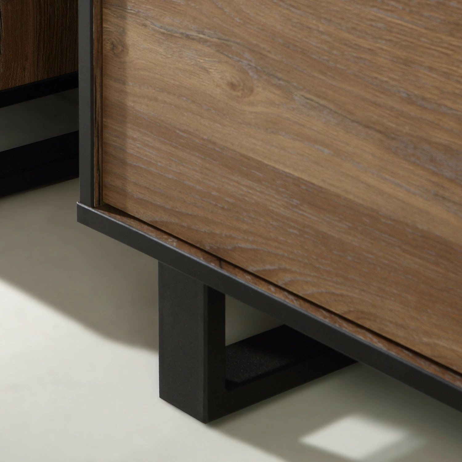 Red Living Sideboard Trylith I - Eiche Rustikal Dekor / Schwarz 15 Red Living Sideboard Trylith I - Eiche Rustikal Dekor / Schwarz – Bild 13