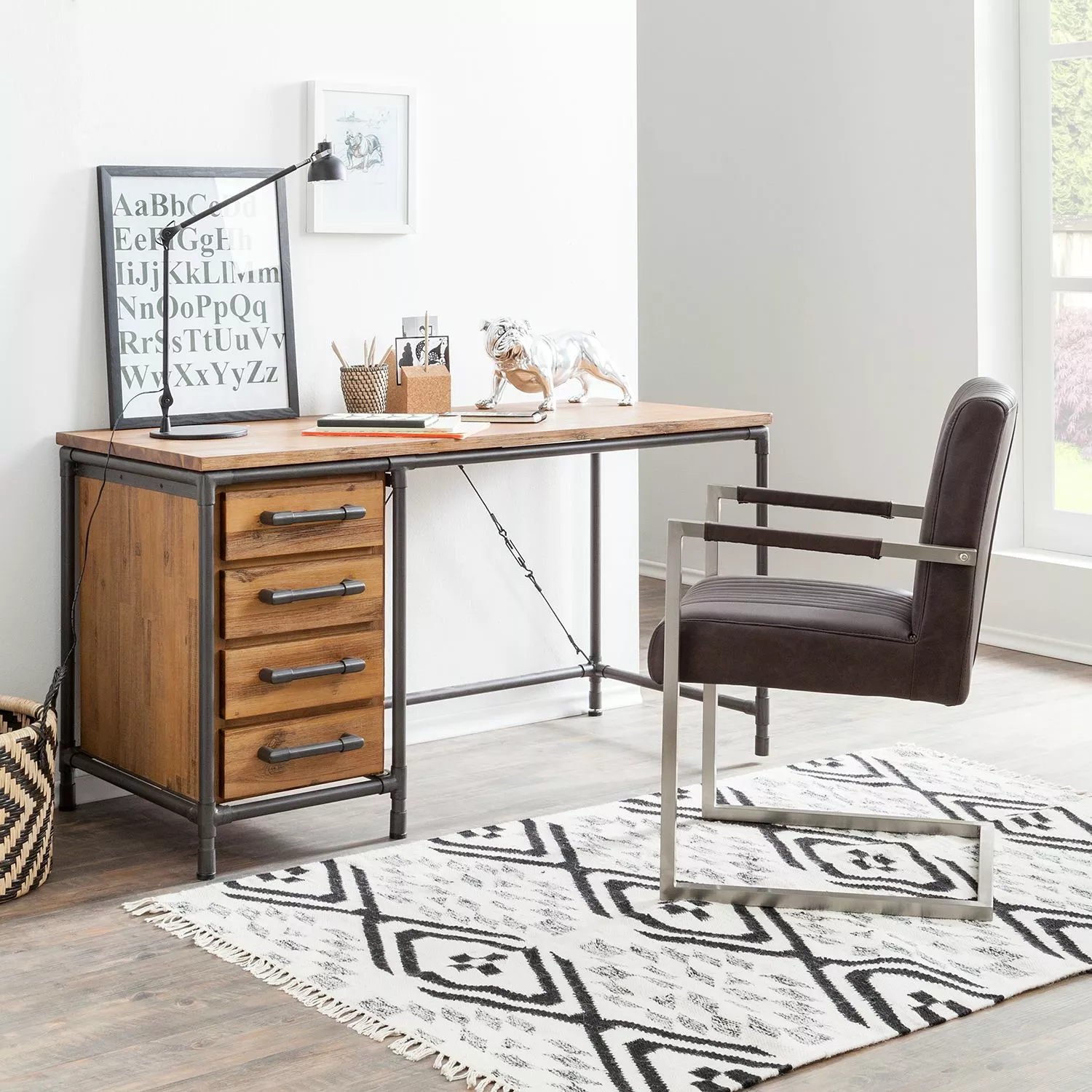 Ars manufacti Schreibtisch Atelier - Akazie teilmassiv / Metall - Akazie / Schwarz 5 Ars manufacti Schreibtisch Atelier - Akazie teilmassiv / Metall - Akazie / Schwarz – Bild 3