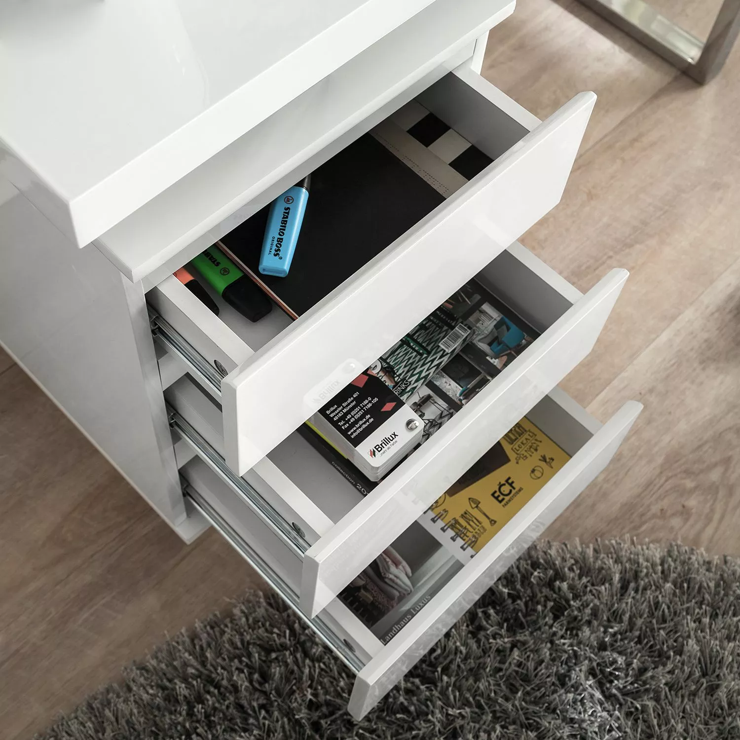 Fredriks Schreibtisch Paddington II - Hochglanz Weiß lackiert - mit 1 Container 9 Fredriks Schreibtisch Paddington II - Hochglanz Weiß lackiert - mit 1 Container – Bild 7