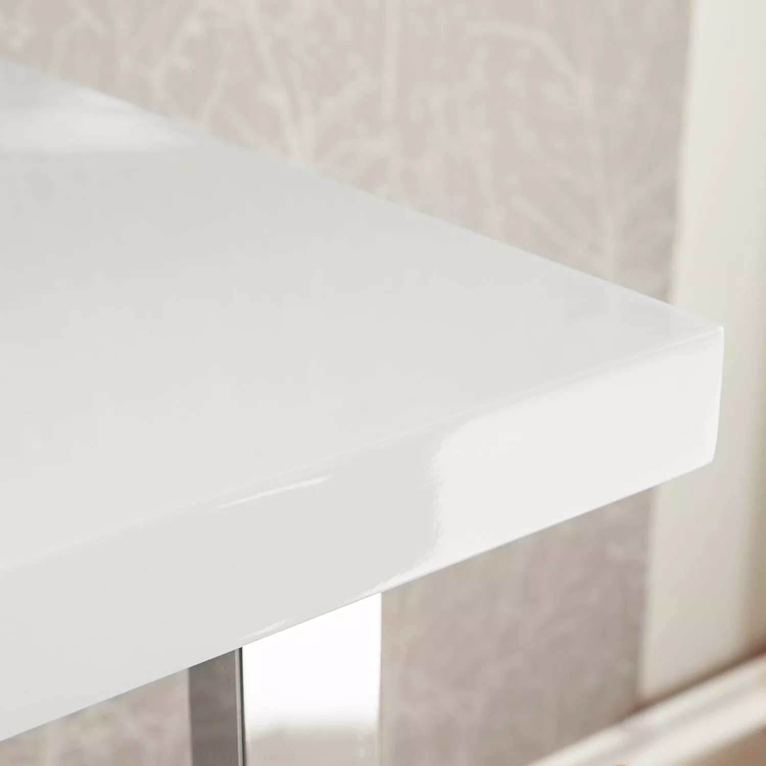 Fredriks Schreibtisch Paddington II - Hochglanz Weiß lackiert - mit 1 Container 11 Fredriks Schreibtisch Paddington II - Hochglanz Weiß lackiert - mit 1 Container – Bild 9